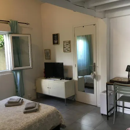 Petite Maison Darwin Apartment
